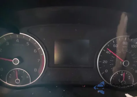 2019 Kia Optima S из США, поврежденный, VIN 5XXGT4L32KG311711